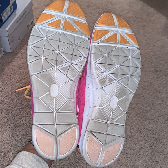 Nike Running Shoes - Picture 4 of 4